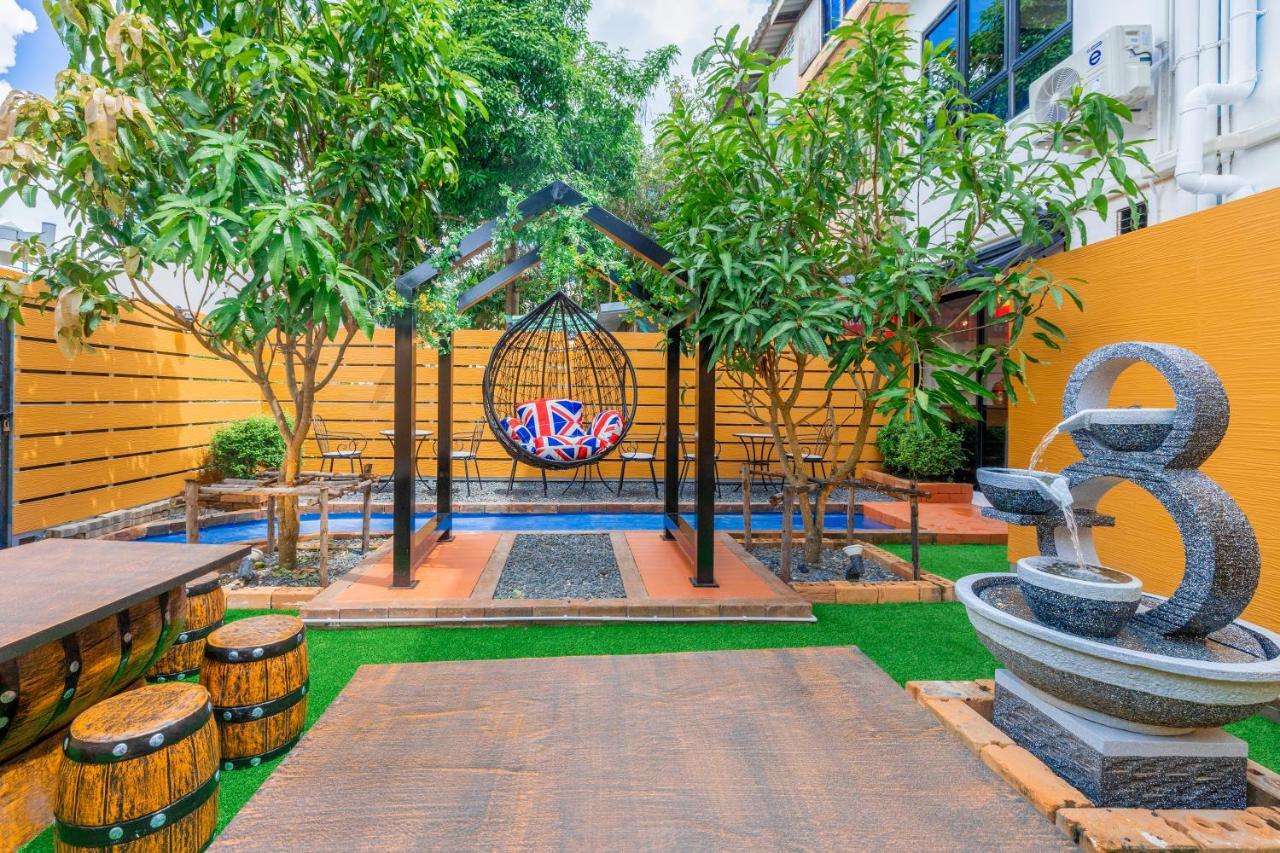 Marco Polo Phuket Poshtel & Bistroホステル エクステリア 写真