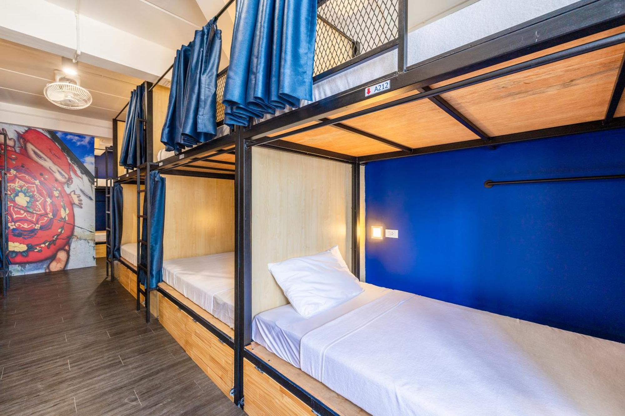 Marco Polo Phuket Poshtel & Bistroホステル 部屋 写真
